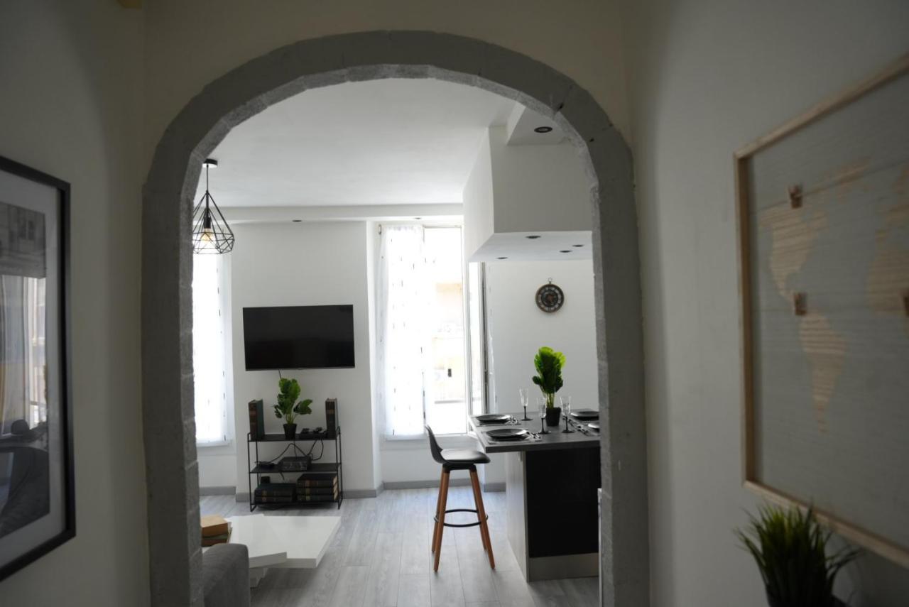 « Le Madeleine » Apartment Marseille Exterior photo